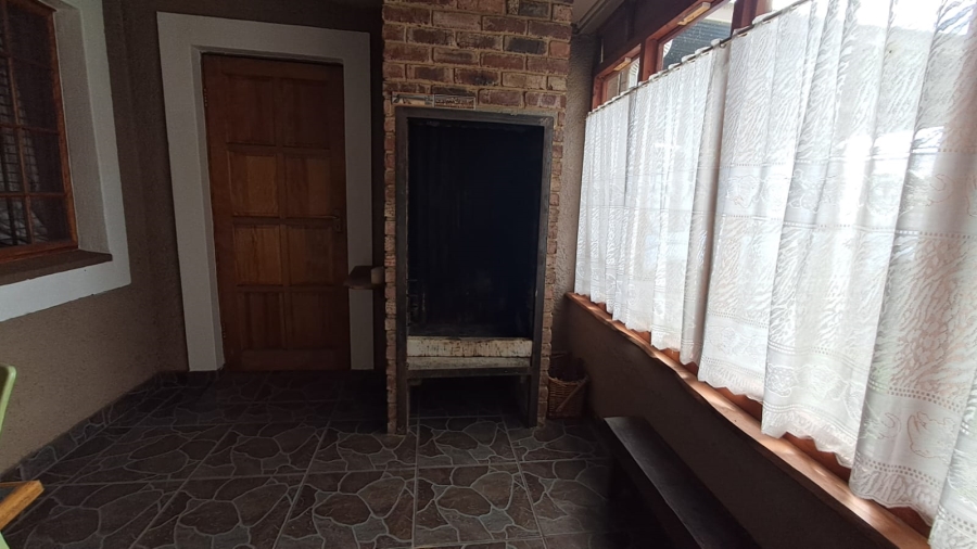 6 Bedroom Property for Sale in Parys Free State